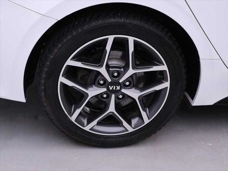Kia ProCeed 1.6 CRDi 100kW GT-Line DCT CZ - fotka 25 z 32