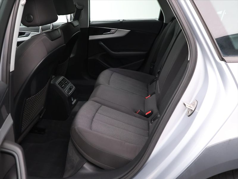 Audi A4 Allroad 3,0 TDI 200kW Aut quattro DPH - fotka 14 z 29