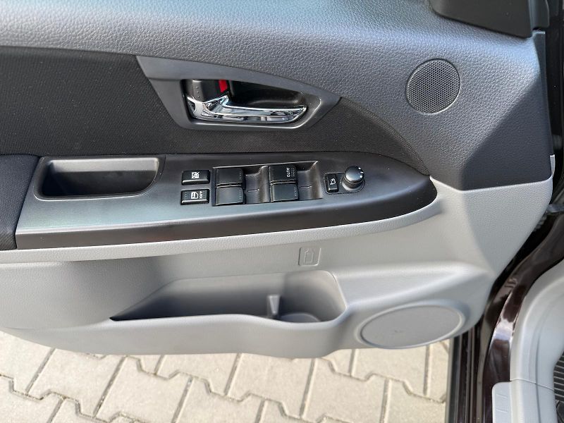 Suzuki SX4 1.6 VVT GLX 4x4 NAVI SE - fotka 12 z 30