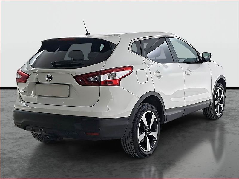 Nissan Qashqai (2016) 1.6 DIG-T, Navi, Tempomat - fotka 5 z 20