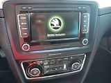 Škoda Superb (2014) 2.0TDi, Kůže, navi - náhled 11