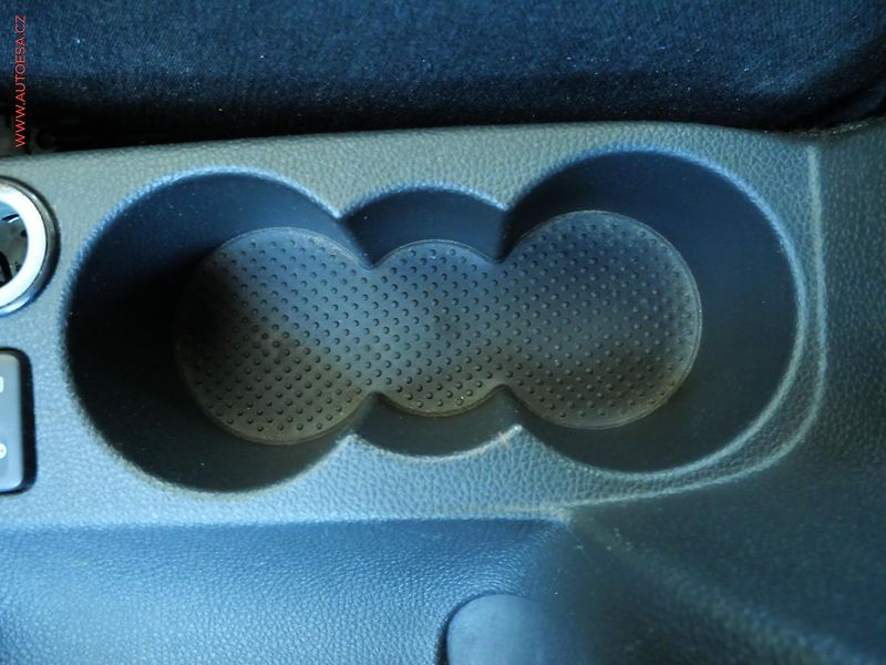 Škoda Octavia (2010) 2.0TDi, Xenon, AC - fotka 21 z 22