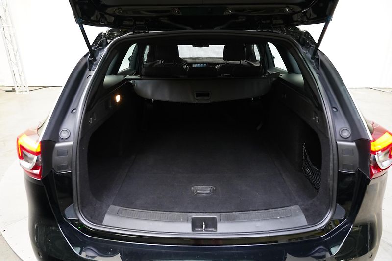 Opel Insignia - fotka 25 z 25