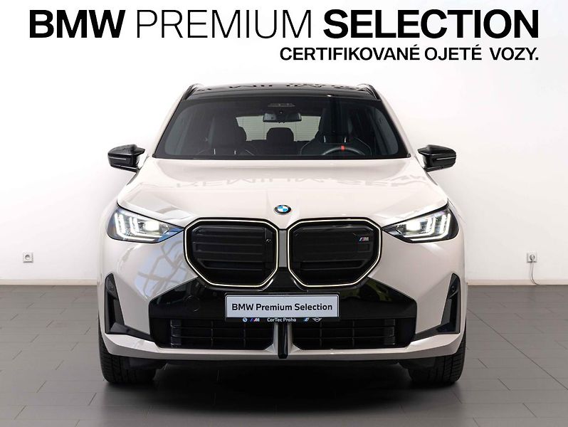 BMW X3 M50 xDrive - fotka 2 z 22