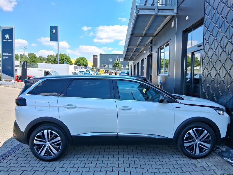 Peugeot 5008 GT 2.0 BHDi 130 kW - fotka 10 z 31