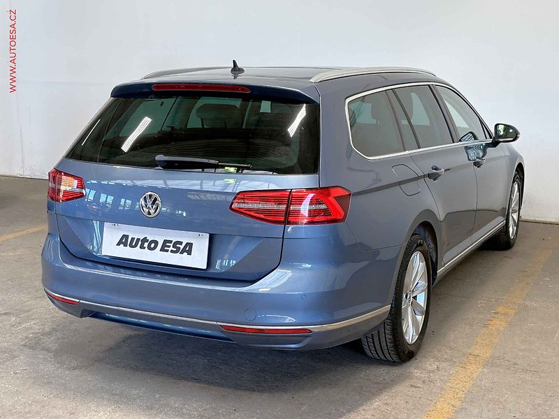 Volkswagen Passat (2016) 1.4 TSi, Highline, DSG, LED - fotka 4 z 17