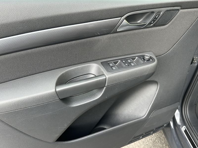 Volkswagen Sharan (2021) 1.4TSI/110kW * 7.Míst * 2.Maj  - fotka 5 z 45