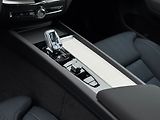 Volvo XC60 (2026) PLUS B5, kamery 360°, FULL LED - náhled 11