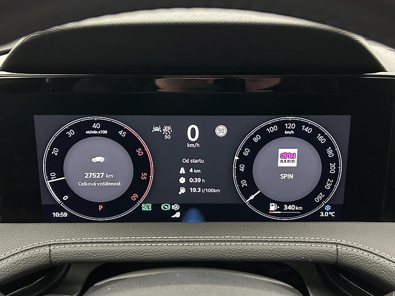 Škoda Superb 2.0 TDI 4x4 L & K - fotka 7 z 34