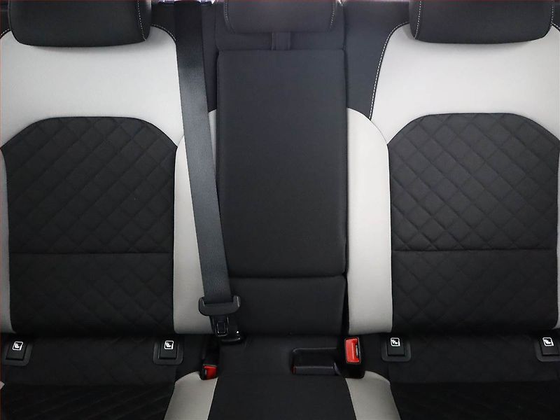 Kia Pro_Ceed (2020) GT-Line 1.4 T-GDI, ČR,1.maj - fotka 8 z 19