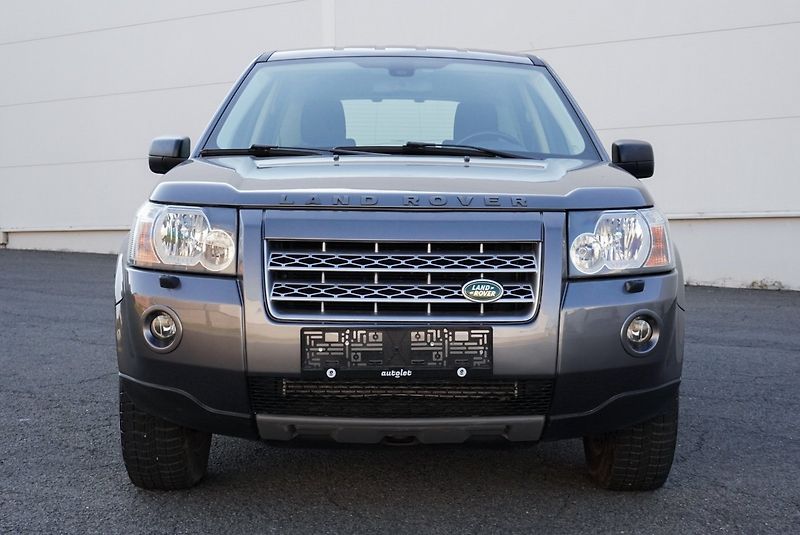 Land Rover Freelander 2.2 TD4 118kW PSA - fotka 7 z 30