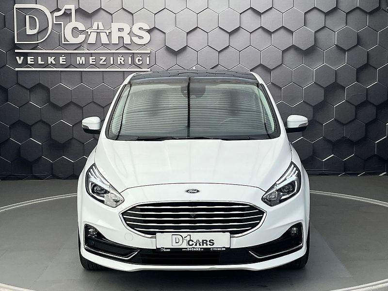 Ford S-MAX 2.5 HEV TITANIUM 7 míst - fotka 6 z 70