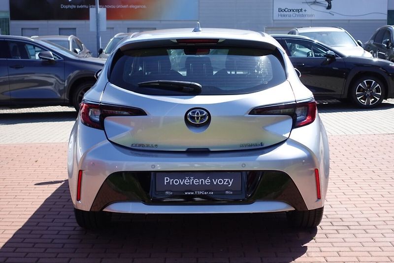 Toyota Corolla 1,8HSD Cofort Tech - fotka 5 z 32