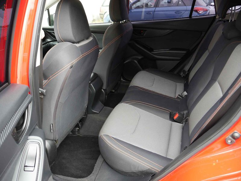 Subaru XV (2018) 1.6 i, 1.maj,ČR - fotka 10 z 18