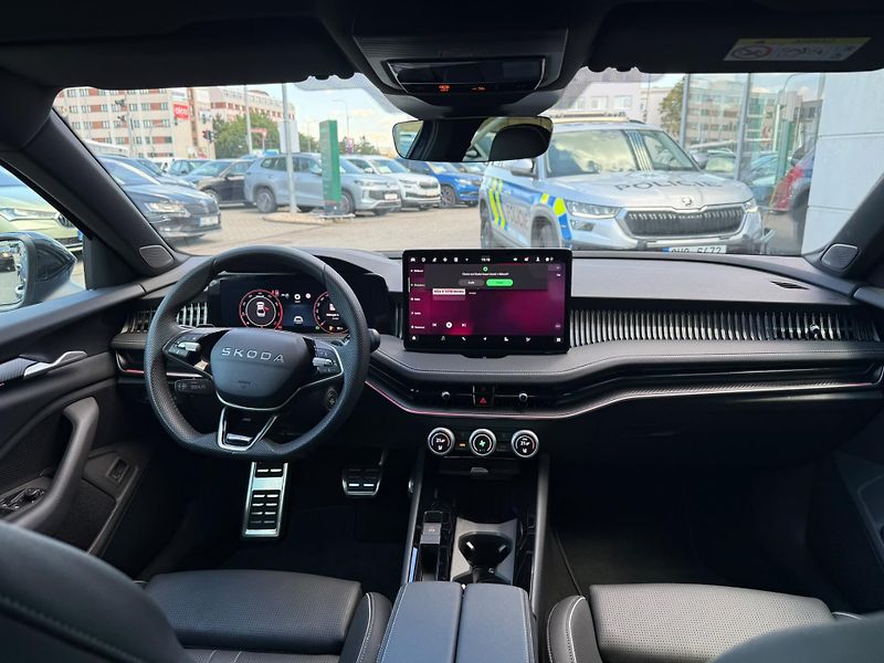 Škoda Superb Sportline 2.0 TSI 150kw DSG - fotka 5 z 27