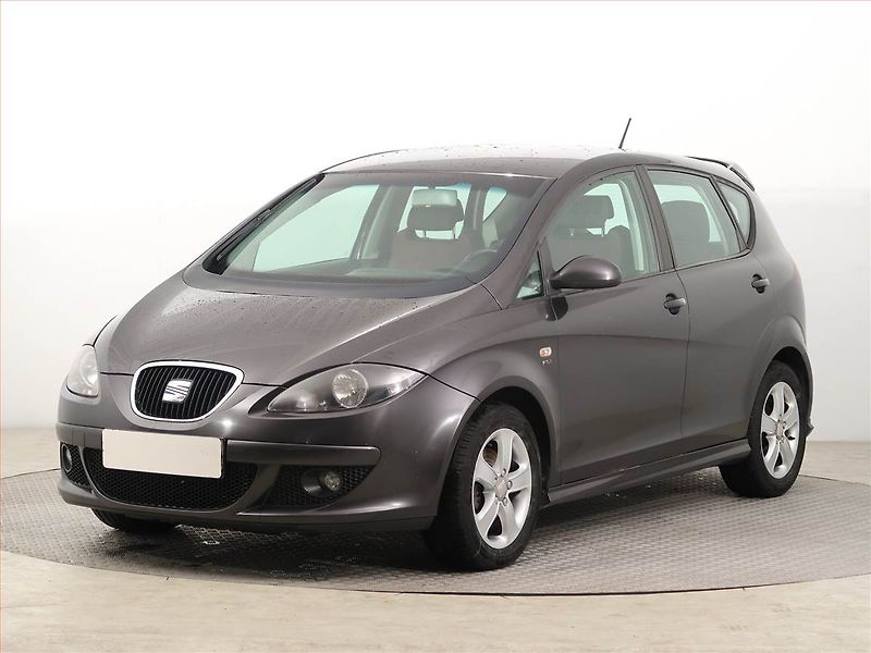 Seat Altea (2005) 2.0 FSI, po STK, udržované - fotka 2 z 14