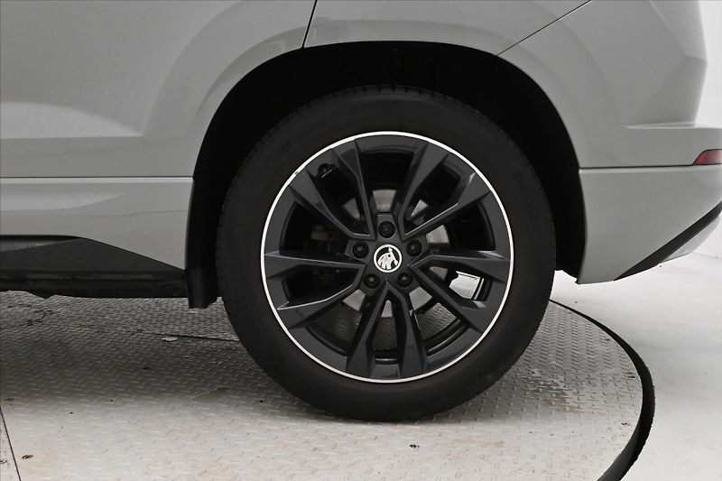 Škoda Karoq 2,0 TDI 110kW DSG 4x4 Sportlin - fotka 31 z 31