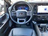 Ford F-150 (2025) Lariat  5,0 298 kW - náhled 17