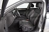 Volkswagen Passat (2023) 2.0 TDI 110 Elegance Variant - náhled 11