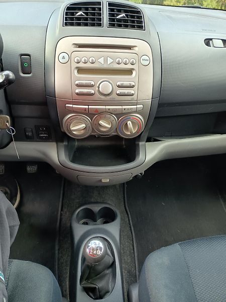 Subaru Justy (2009) 1.0 51kw - fotka 36 z 44