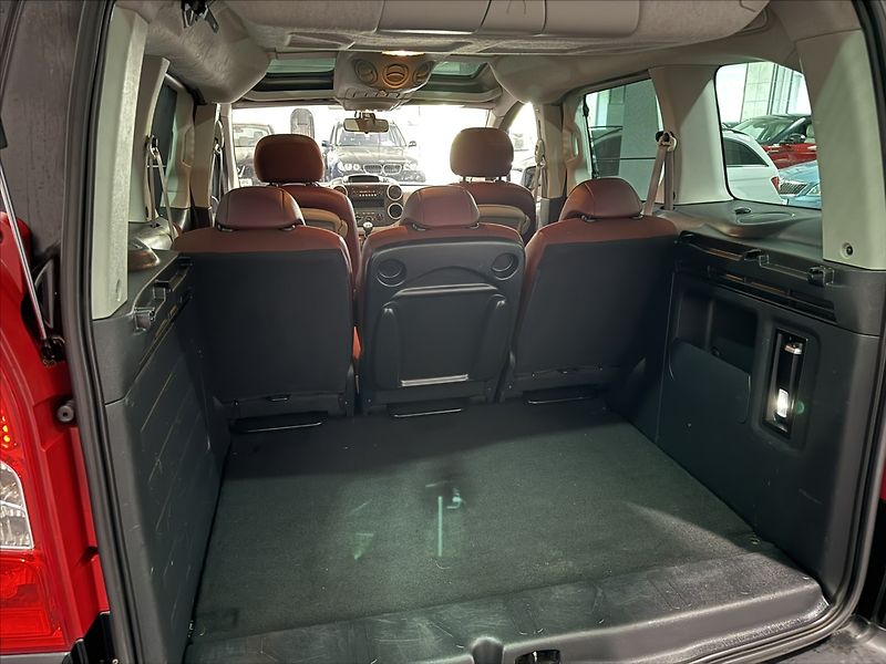 Citroën Berlingo 1,6   i MULTISPACE WEBASTO - fotka 22 z 29