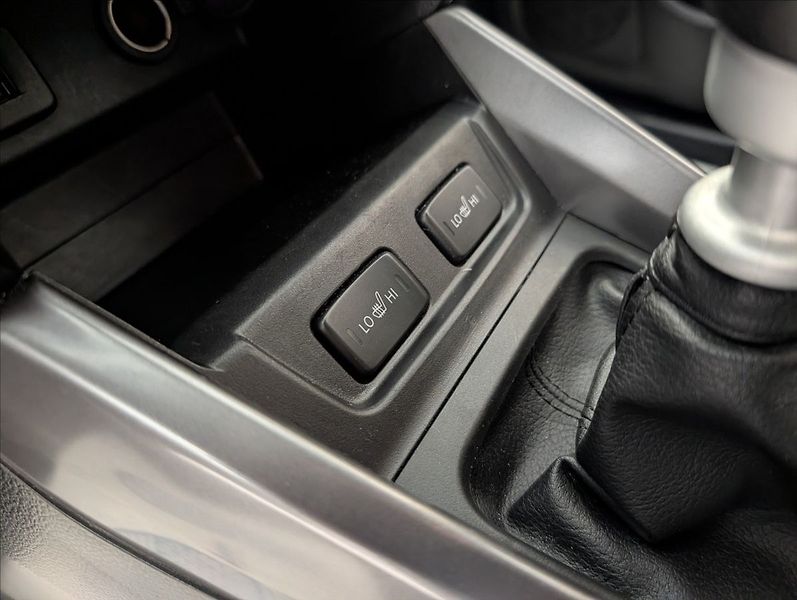 Suzuki Vitara 1.4 HYBRID ALLGRIP - fotka 21 z 34