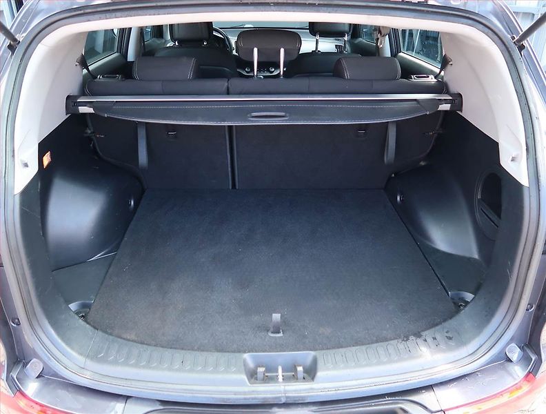 Kia Sportage (2011) 2.0 CRDi, 4X4, Automat - fotka 14 z 16
