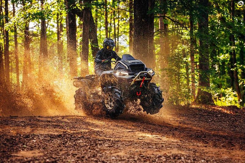 Can-Am Outlander Max 1000 XT-P (2027) 4SVV - OUTLANDER MAX XMR 1000R - fotka 6 z 8