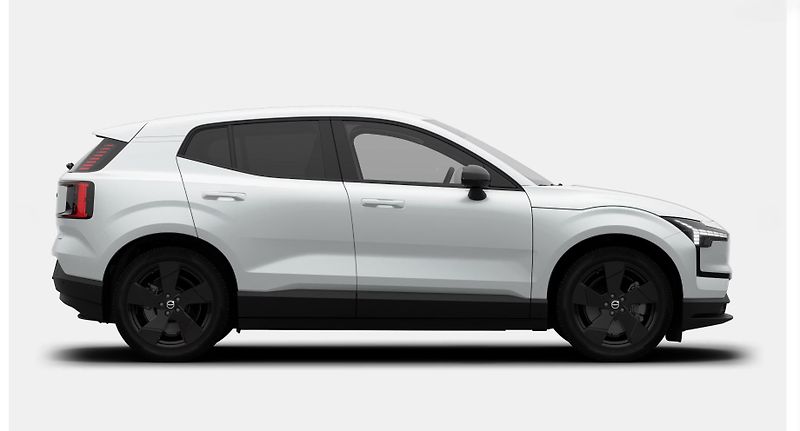 Volvo EX30 (2026) P8 AWD BLACK EDITION PLUS AUT - fotka 6 z 13