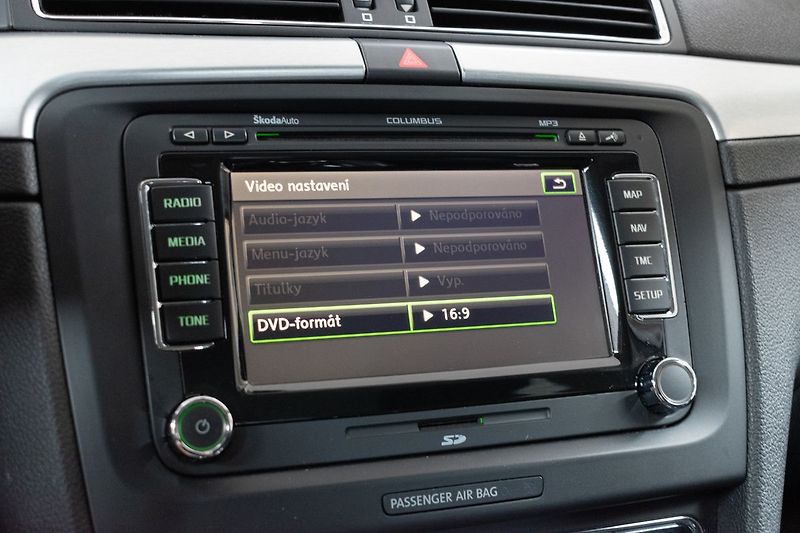 Škoda Superb 2.0 TDI DSG AMBITION BUSINESS - fotka 22 z 32