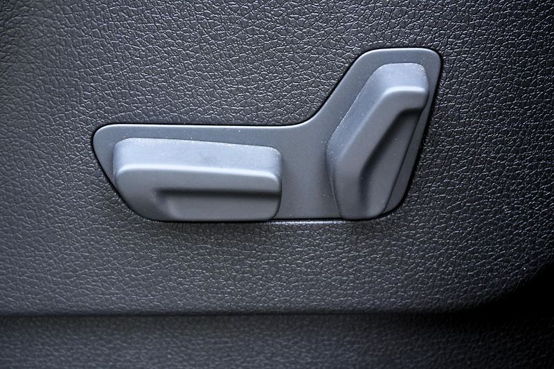 Toyota ProAce Verso 2.0d 130 kW, L2, VIP, Tažné - fotka 35 z 44