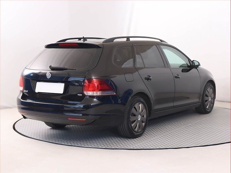 Volkswagen Golf (2011) 1.6 TDI, Serv.kniha - fotka 5 z 14