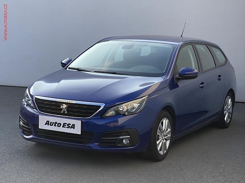 Peugeot 308 (2018) 1.2 PT, 2.maj,ČR, Active, - fotka 3 z 15