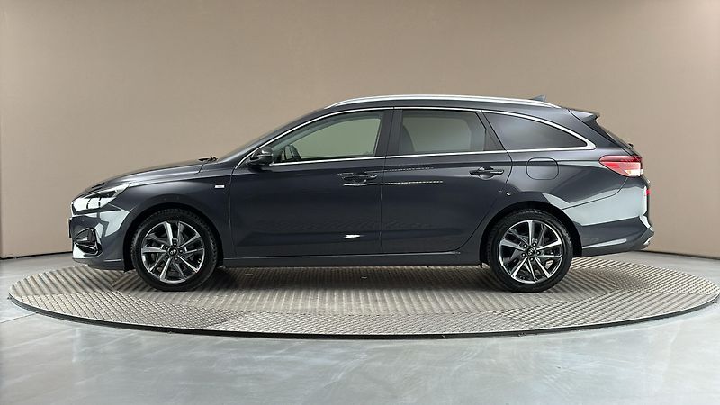 Hyundai i30 1.5 T-GDI AUT Style Kombi - fotka 4 z 28