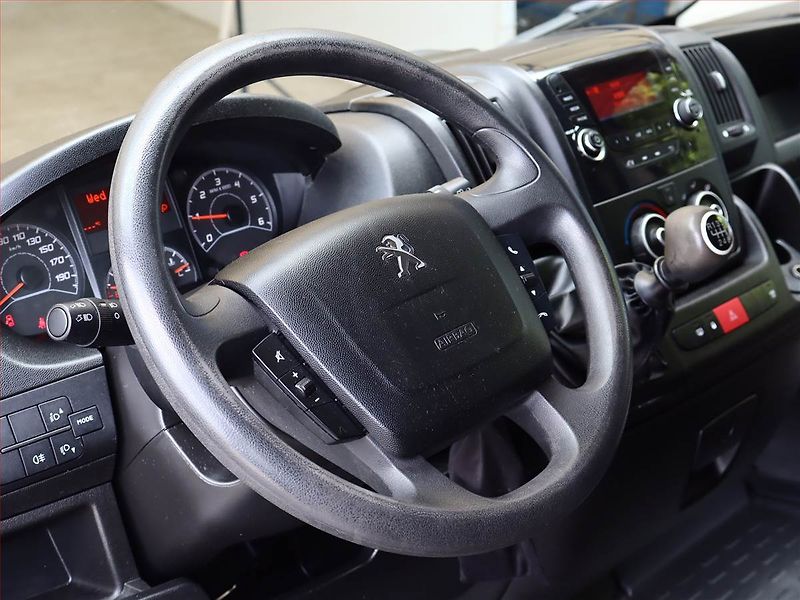 Peugeot Boxer (2017) 2.0 BlueHDi, L1H1, ČR - fotka 11 z 12