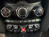 Mini Cooper (2020) 1.5  75 kW Sport Paket - náhled 11