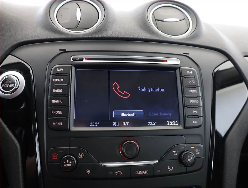 Ford Mondeo (2013) Titanium 2.2 TDCi, Navi - fotka 13 z 19
