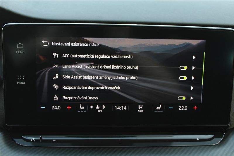 Škoda Octavia 2,0 TDI  RS,AUTOMAT,4x4,120LET - fotka 15 z 46