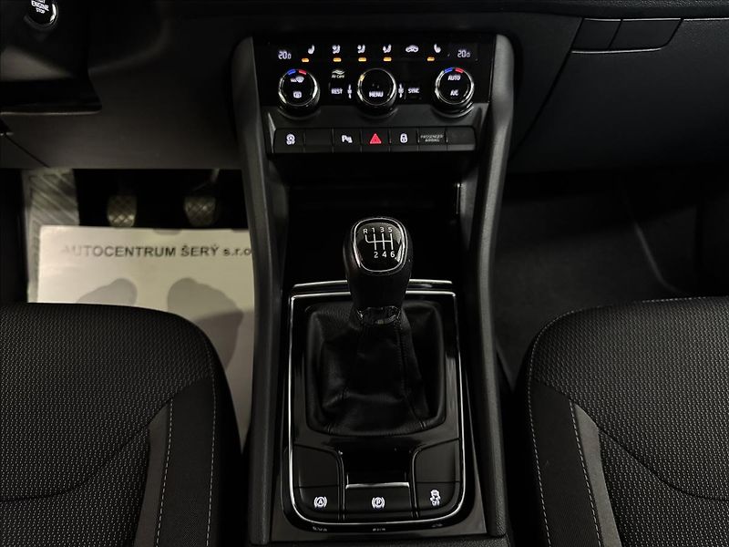 Škoda Kodiaq 1.5TSI 110kW 1 MAJITEL 63KM! - fotka 27 z 39