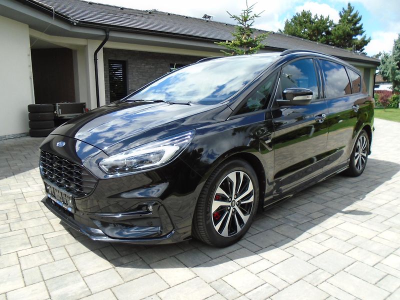 Ford S-MAX 2.0EcoBlue140kW 8AT ST-Line 7m - fotka 2 z 48