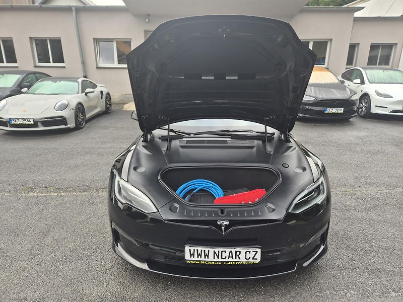 Tesla Model S PLAID PERFORMANCE - fotka 18 z 47