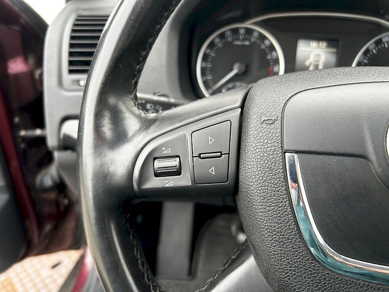 Škoda Octavia (2012) Combi 2.0 TDI 103kW 4x4 MP6 L& - fotka 9 z 33