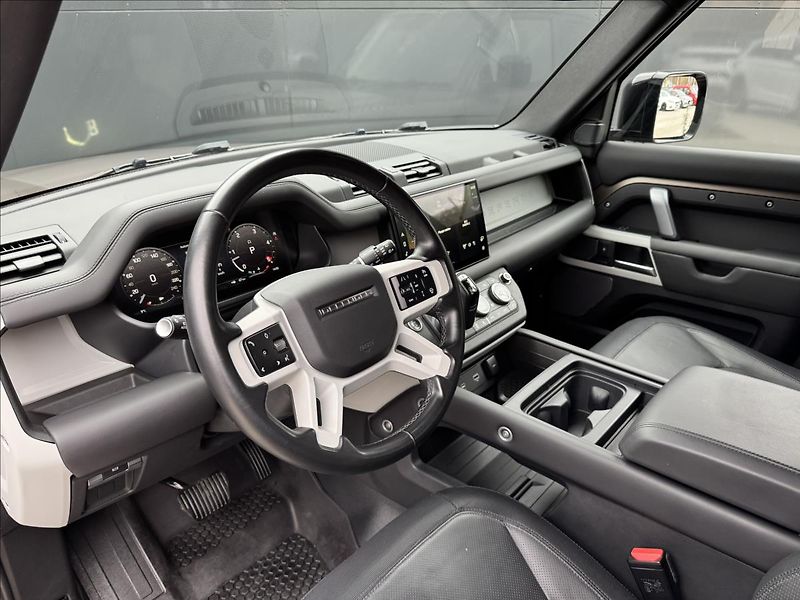 Land Rover Defender 3,0 110 D300 X-DYN. HSE ZÁRUKA - fotka 10 z 40