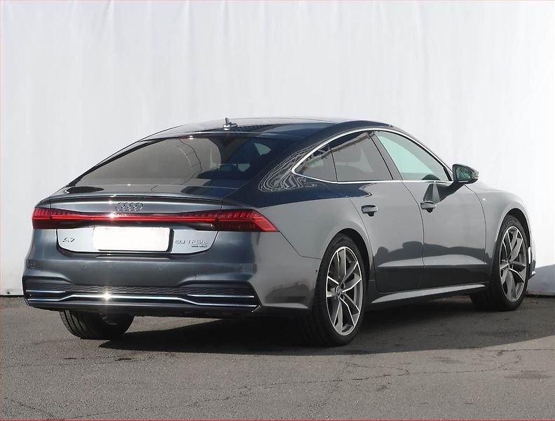 Audi A7 (2020) S-Line 50 TFSI e - fotka 5 z 27