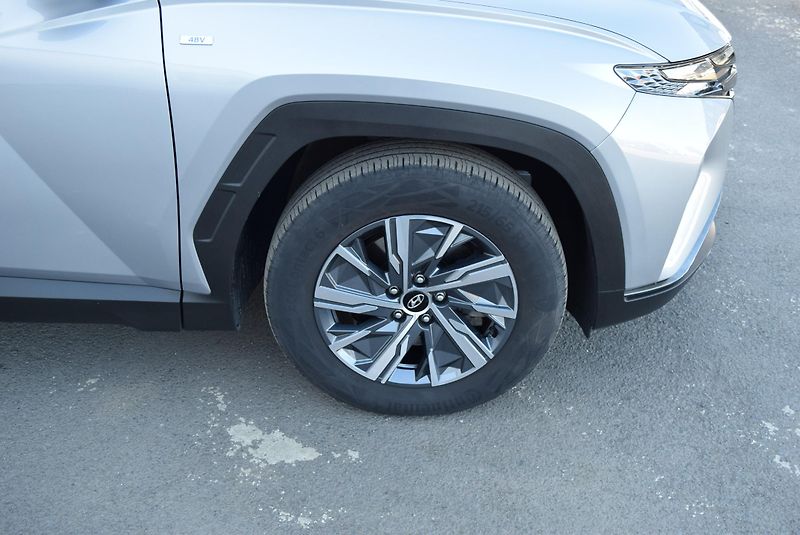 Hyundai Tucson (2024) 1.6T-GDi 110kw MHEV 48V STYLE  - fotka 6 z 47