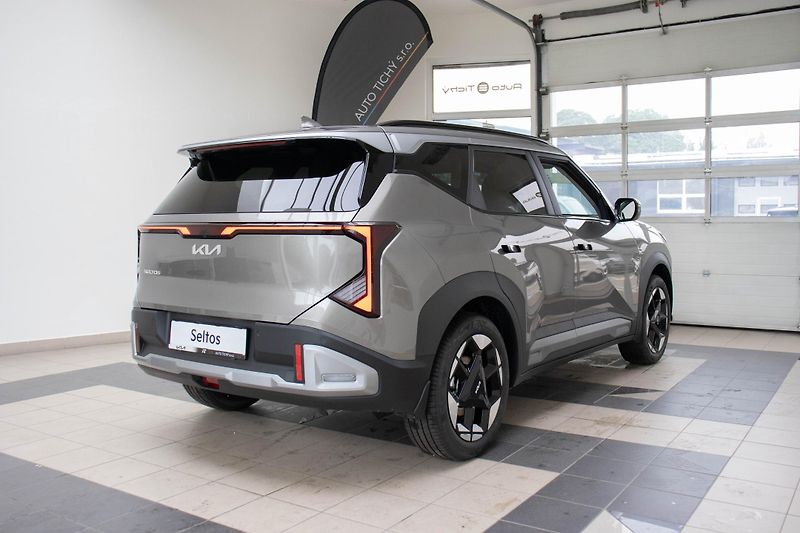Kia Seltos 1,6 T-GDi GPF 4x2 7DCT EXCLUSI - fotka 4 z 16