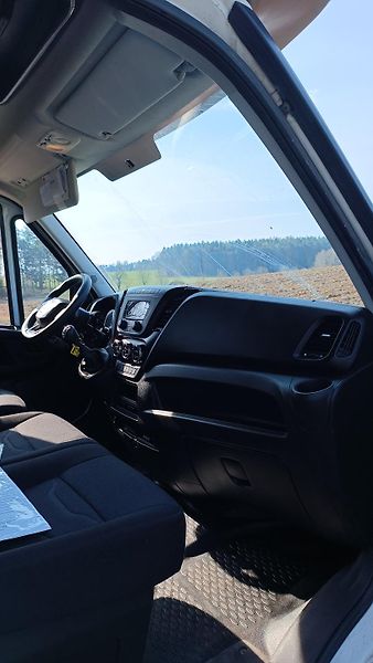 Iveco Daily 35C18 3,0D valník,plachta,čelo - fotka 8 z 20