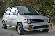 Honda City Turbo a Motocompo