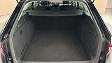 Škoda Superb 2.0 TDI Ambition Combi - náhled 17