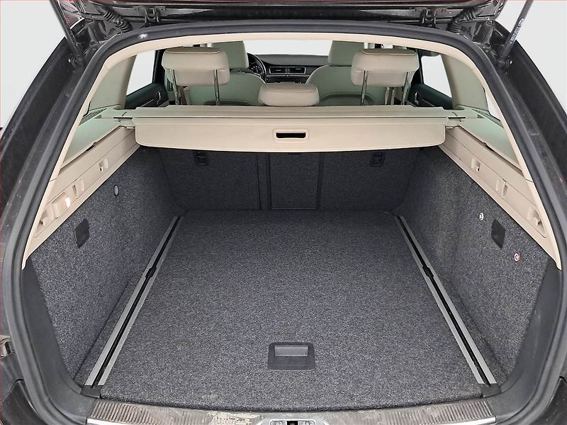 Škoda Superb (2014) 2.0 TDI, Automat, Kůže - fotka 14 z 23